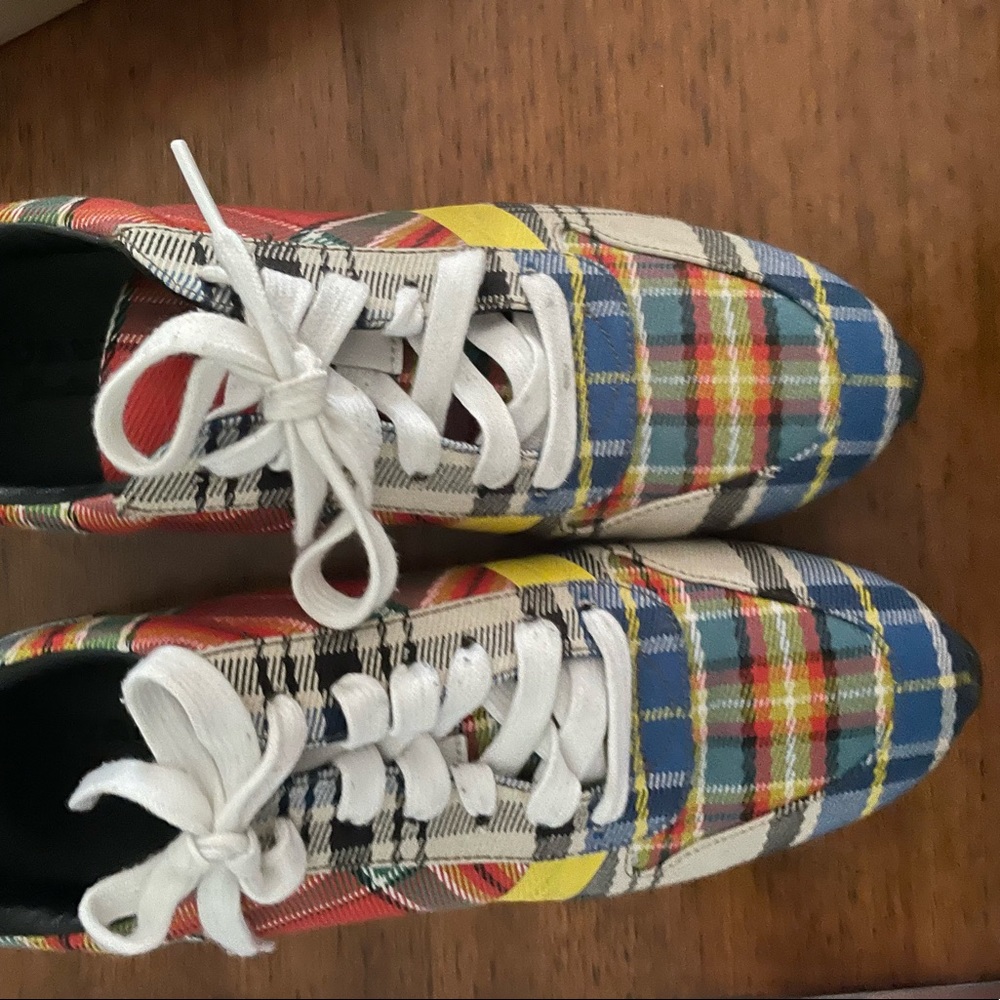Worn once. Great condition mens Burberry shoes. Like new.